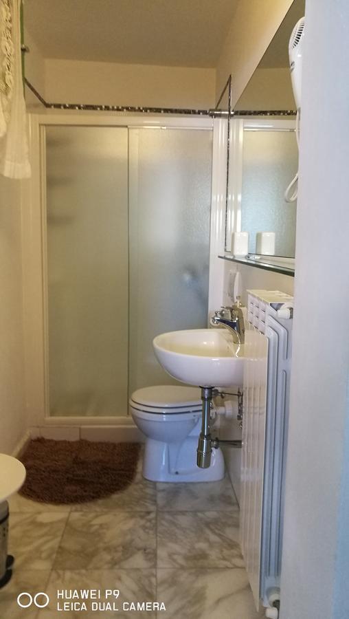 Giusy Bed And Breakfast Marina Di Carrara Buitenkant foto